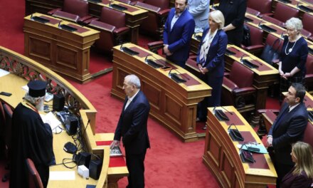 Ορκίστηκε ο βουλευτής του ΣΥΡΙΖΑ Σωκράτης Βαρδάκης