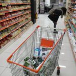 Σούπερ μάρκετ: Πώς το «Ψάξε μου Φθηνότερα» μείωσε το κόστος καλαθιού κατά περίπου 20 ευρώ
