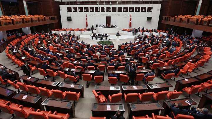 Στην Τουρκία ανεβαίνουν οι τόνοι για τα ελληνοτουρκικά με επίθεση της αντιπολίτευσης στον Ερντογάν